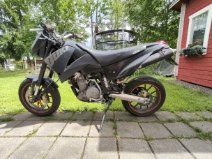 KTM 640