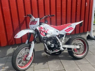 CH Racing WXE