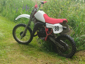 Yamaha YZ