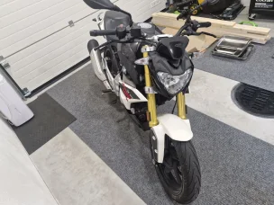 BMW G