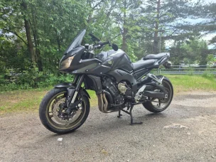 Yamaha FZ1-S