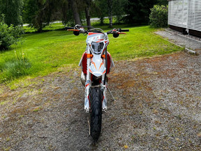 KTM 300