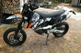 KTM 690