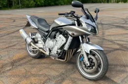 Yamaha FZS