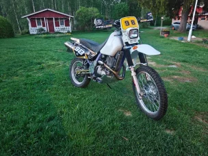 Suzuki DR