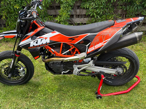 KTM 690