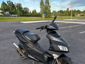 Titan T4