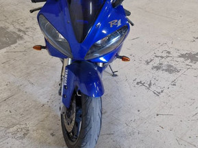 Yamaha YZF-R1