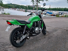 Kawasaki Zephyr