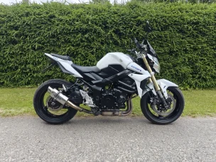 Suzuki GSR