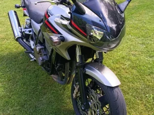 Kawasaki ZRX