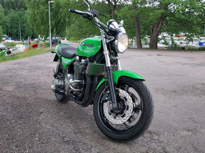 Kawasaki Zephyr