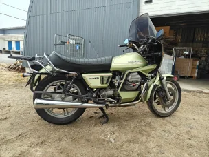 Moto Guzzi 1000 SP