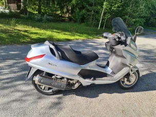 Piaggio X8