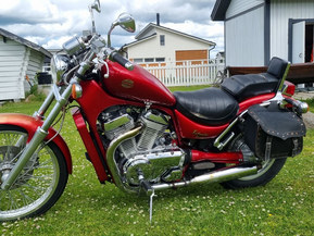 Suzuki Intruder