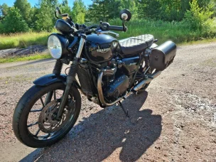Triumph Street Twin