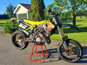 Suzuki TS