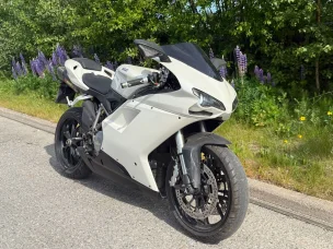 Ducati 848