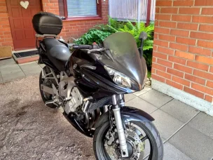 Yamaha FZ6-S