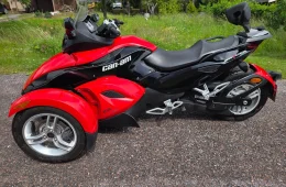 Can-Am Spyder