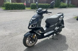 Peugeot Speedfight 4