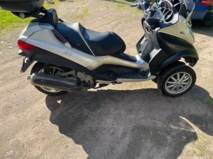 Piaggio MP3