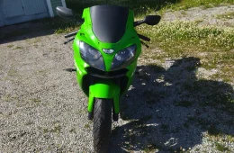 Kawasaki ZX-9R
