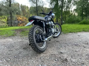 Kawasaki W