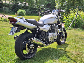Yamaha XJR