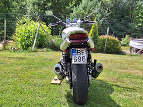 Yamaha XJR