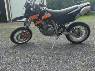 KTM 640
