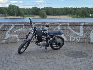 Yamaha SR