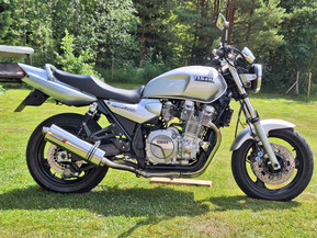 Yamaha XJR