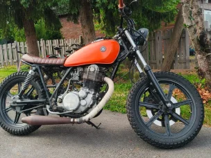 Yamaha SR