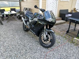 Kawasaki ZX-9R