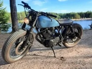 Yamaha SR