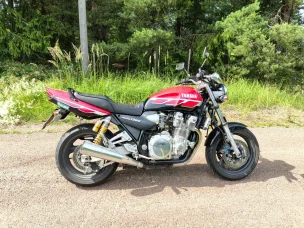 Yamaha XJR