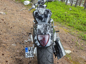 Suzuki Intruder