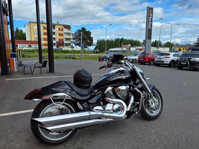 Suzuki Intruder