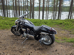 Suzuki Intruder