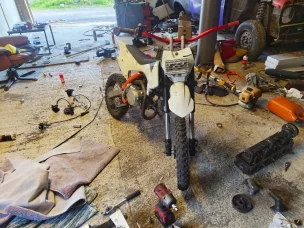 X-Motos Dirt Bike