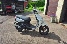 Yamaha Neos
