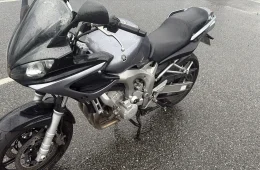 Yamaha FZ6-S