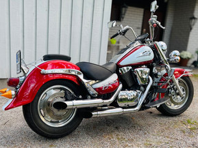 Suzuki VL