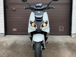 Peugeot Speedfight 4