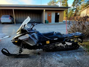 Ski-Doo Summit