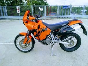 KTM 640