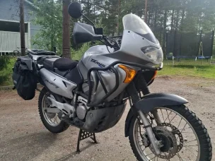 Honda XLV