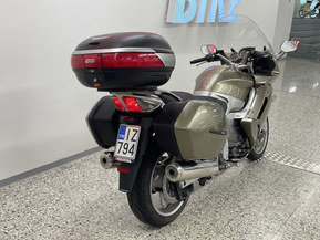 Yamaha FJR