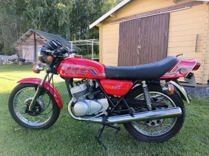 Kawasaki s2